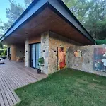 Metavilla